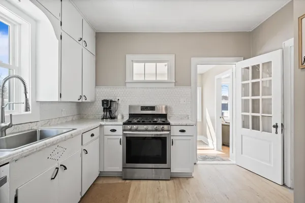 $300,000 | 410 East Geneva Street, Delavan, WI 53115