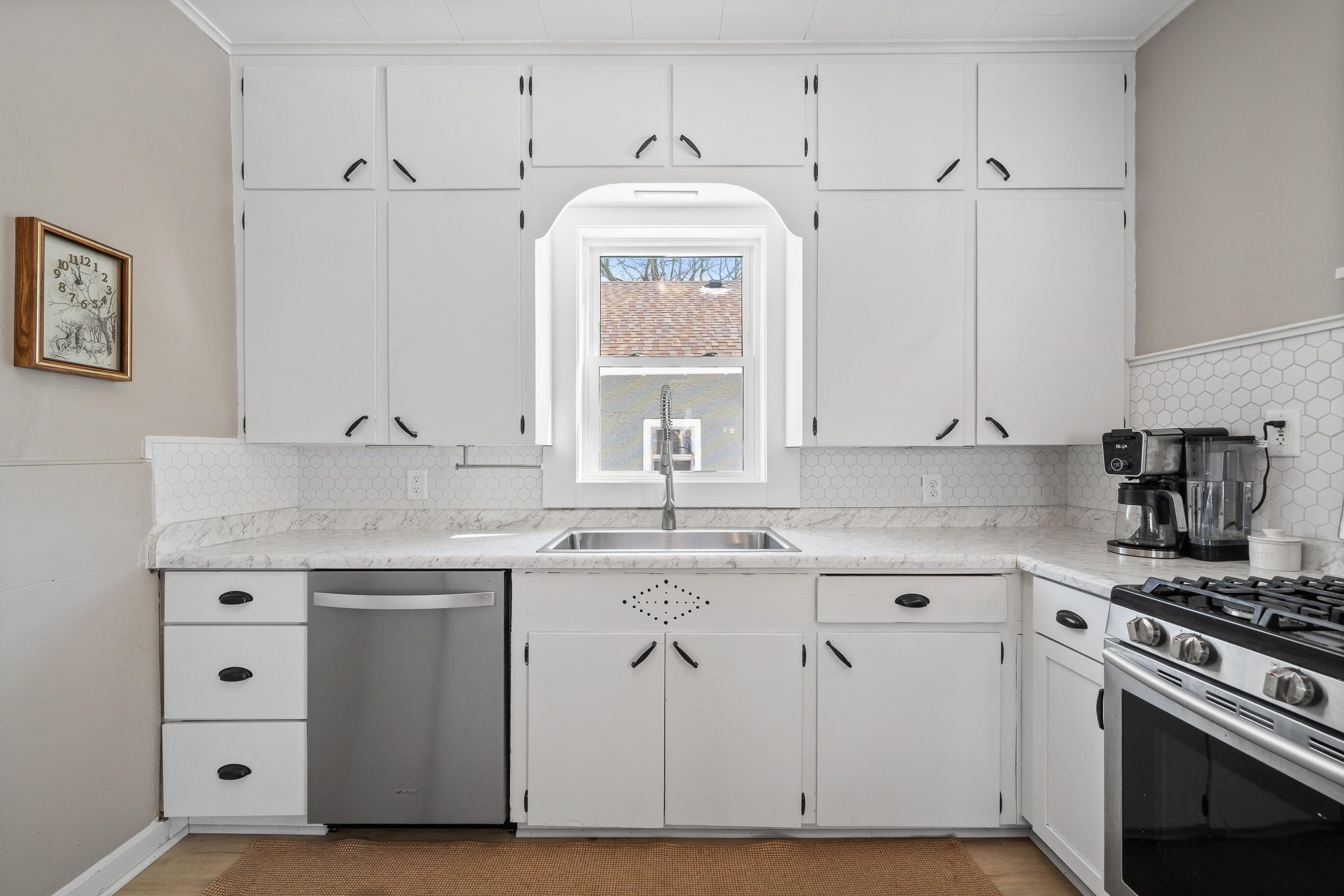 410 East Geneva Street Delavan, WI 53115 - Photo 24 of 79 410 E Geneva St-22