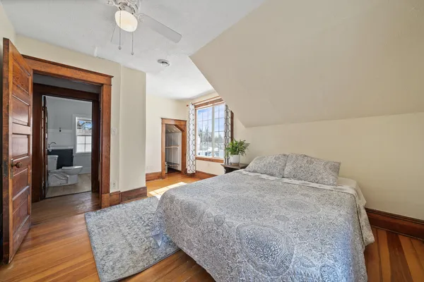 $325,900 | 410 East Geneva Street, Delavan, WI 53115