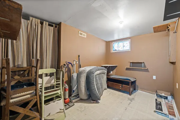 $300,000 | 410 East Geneva Street, Delavan, WI 53115