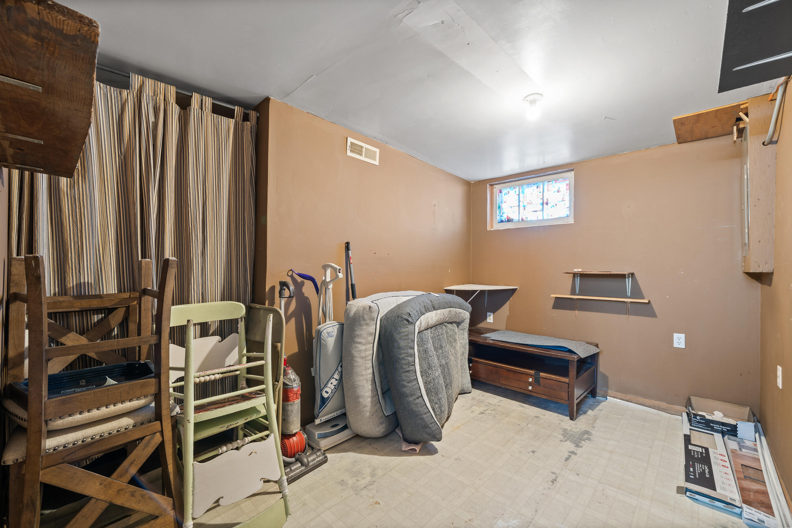 410 East Geneva Street Delavan, WI 53115 - Photo 46 of 79 410 E Geneva St-47