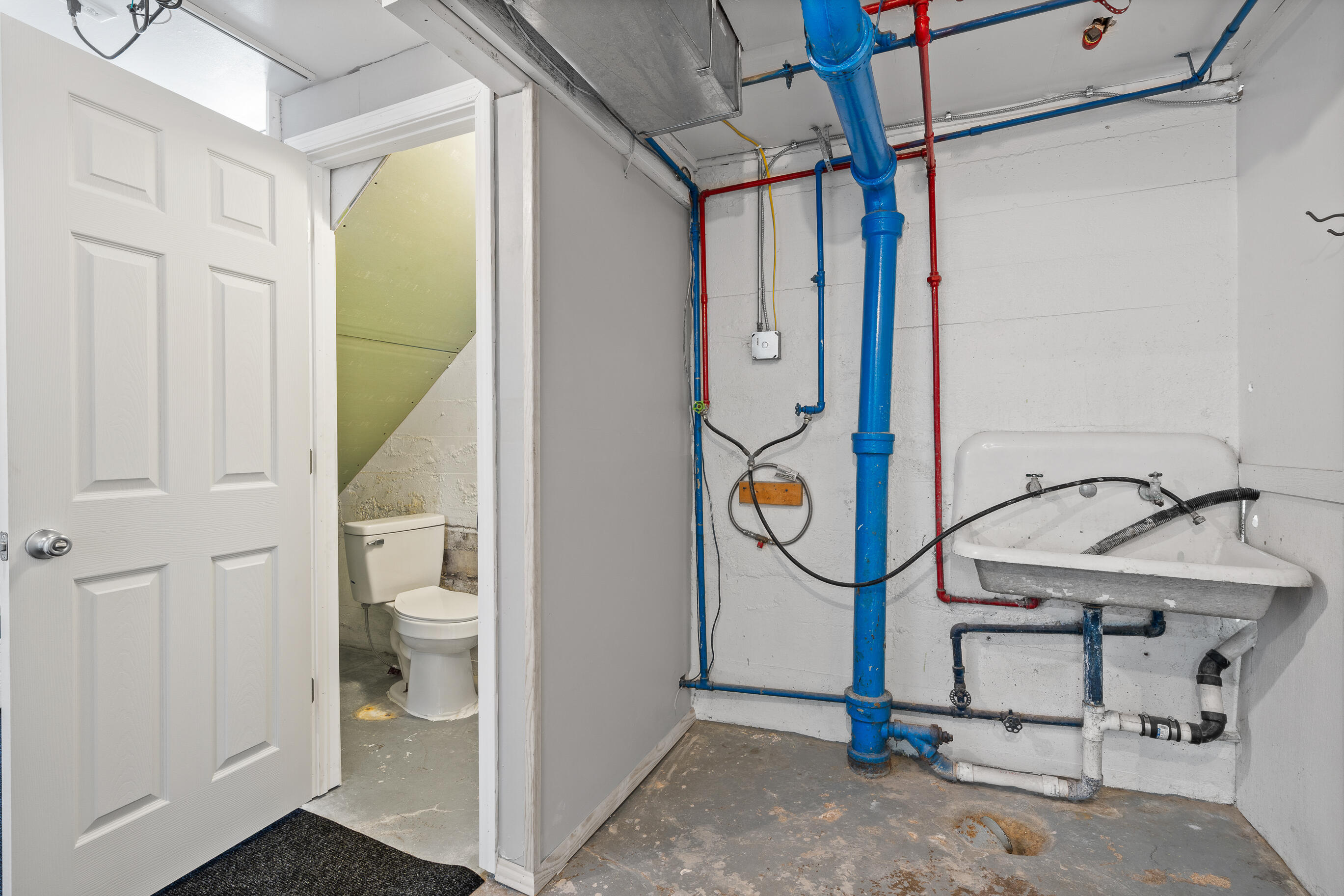 410 East Geneva Street Delavan, WI 53115 - Photo 49 of 65 410 E Geneva St-54