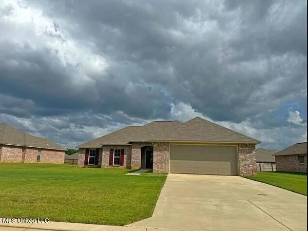 $240,000 | 120 Gun Hl Cove, Byram, MS 39272