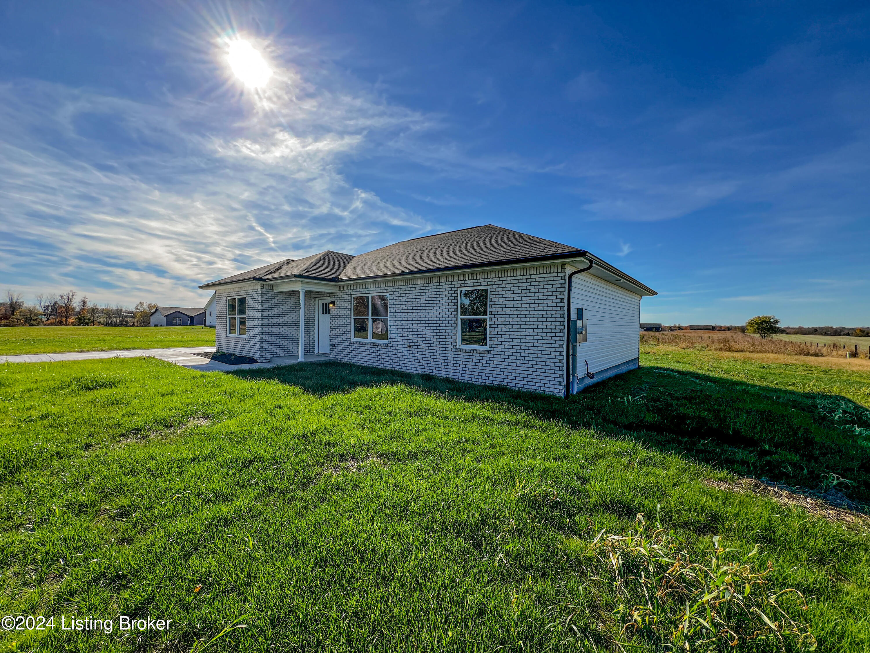564 Alvin Brooks Road Buffalo, KY 42716 - Photo 3 of 25 IMG_5533