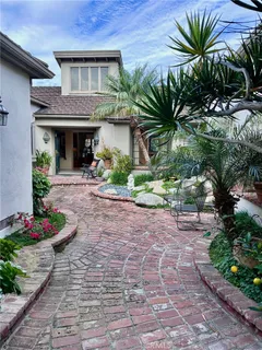 $2,425,000 | 23 Ocean Vista, Newport Beach, CA 92660