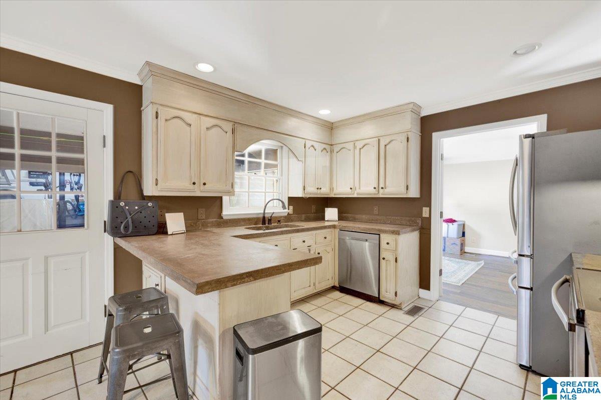 2657 Buckboard Road Birmingham, AL 35244 - Photo 11 of 32