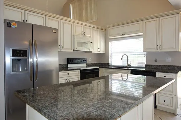 $3,500 | 3524 Northwest 73rd Way, Coral Springs, FL 33065
