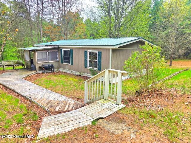 247 Turner Road Morrisonville, NY 12962 - Photo 14 of 41 20250509082703824770000000-o
