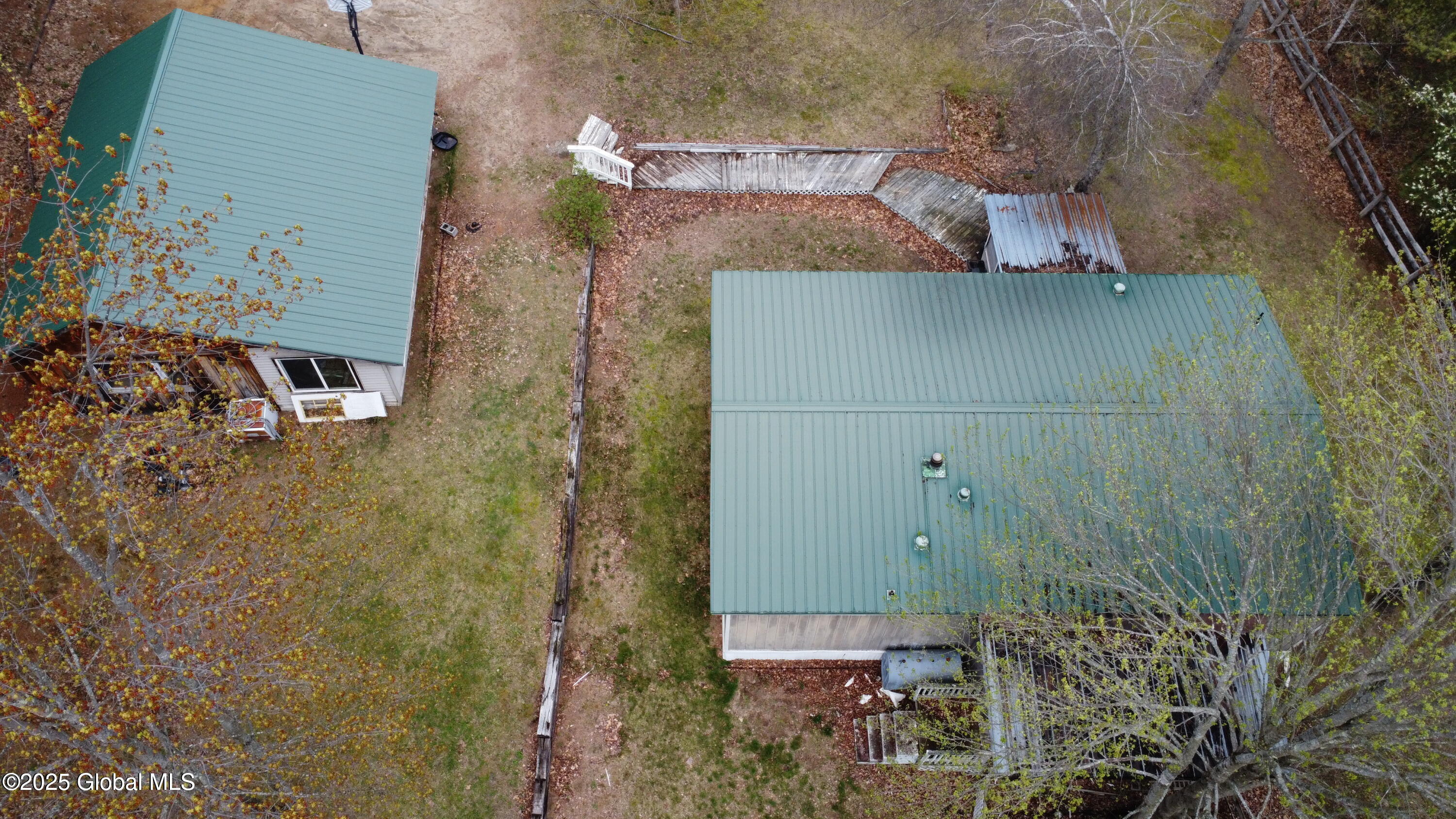 247 Turner Road Morrisonville, NY 12962 - Photo 5 of 41 20250509082651914154000000-o