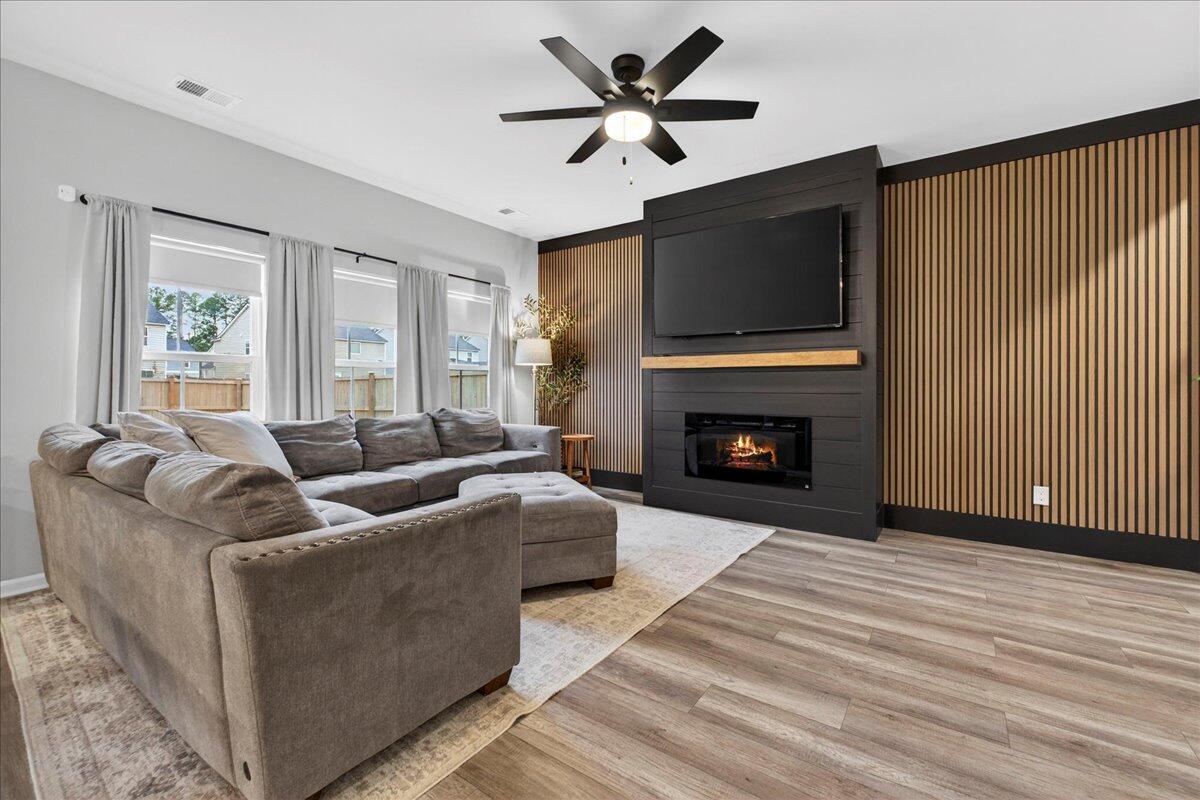 09-Square One Team - DSC09951a