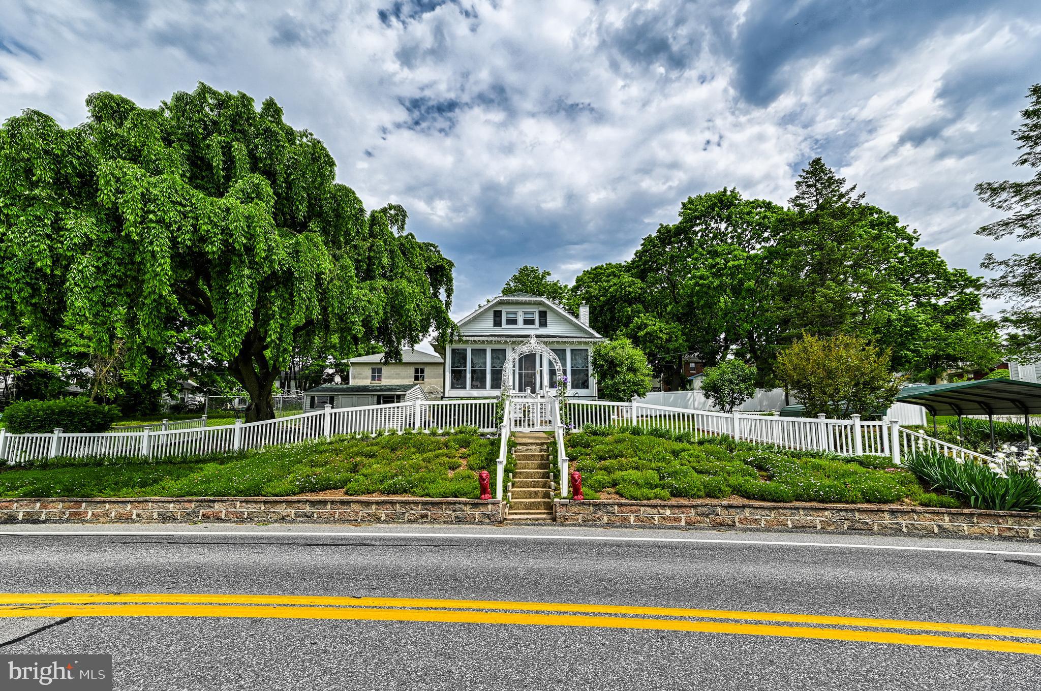 815 Country Club Road Red Lion, PA 17356 - Photo 4 of 65 Gallery Image 4