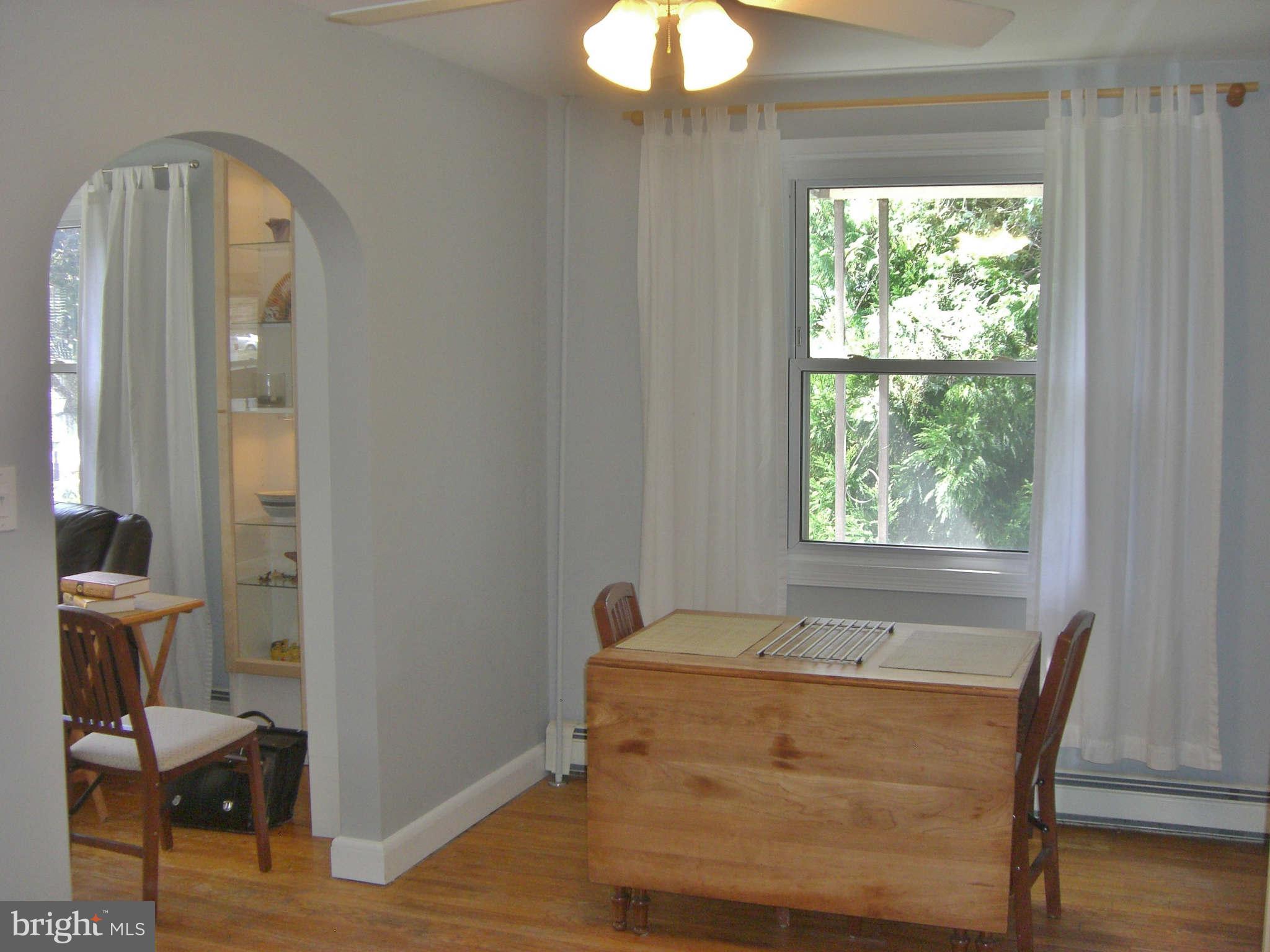 1822 Hanford Road Baltimore, MD 21237 - Photo 3 of 16 Dining Room