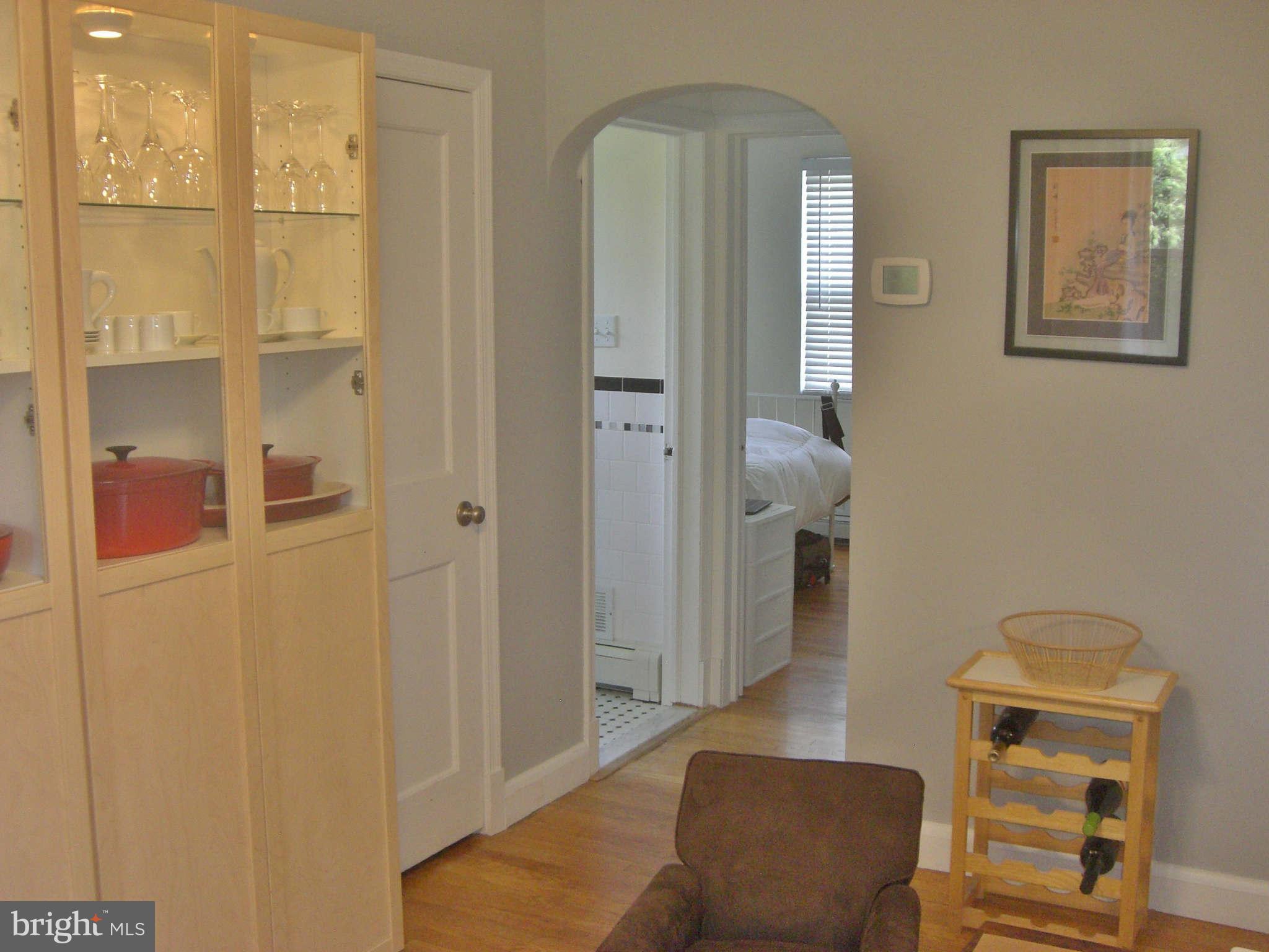 1822 Hanford Road Baltimore, MD 21237 - Photo 4 of 16 Interior (General)