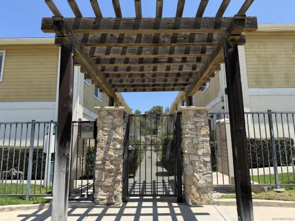 $399,000 | 9220 Kenwood Drive, Unit F, Spring Valley, CA 91977
