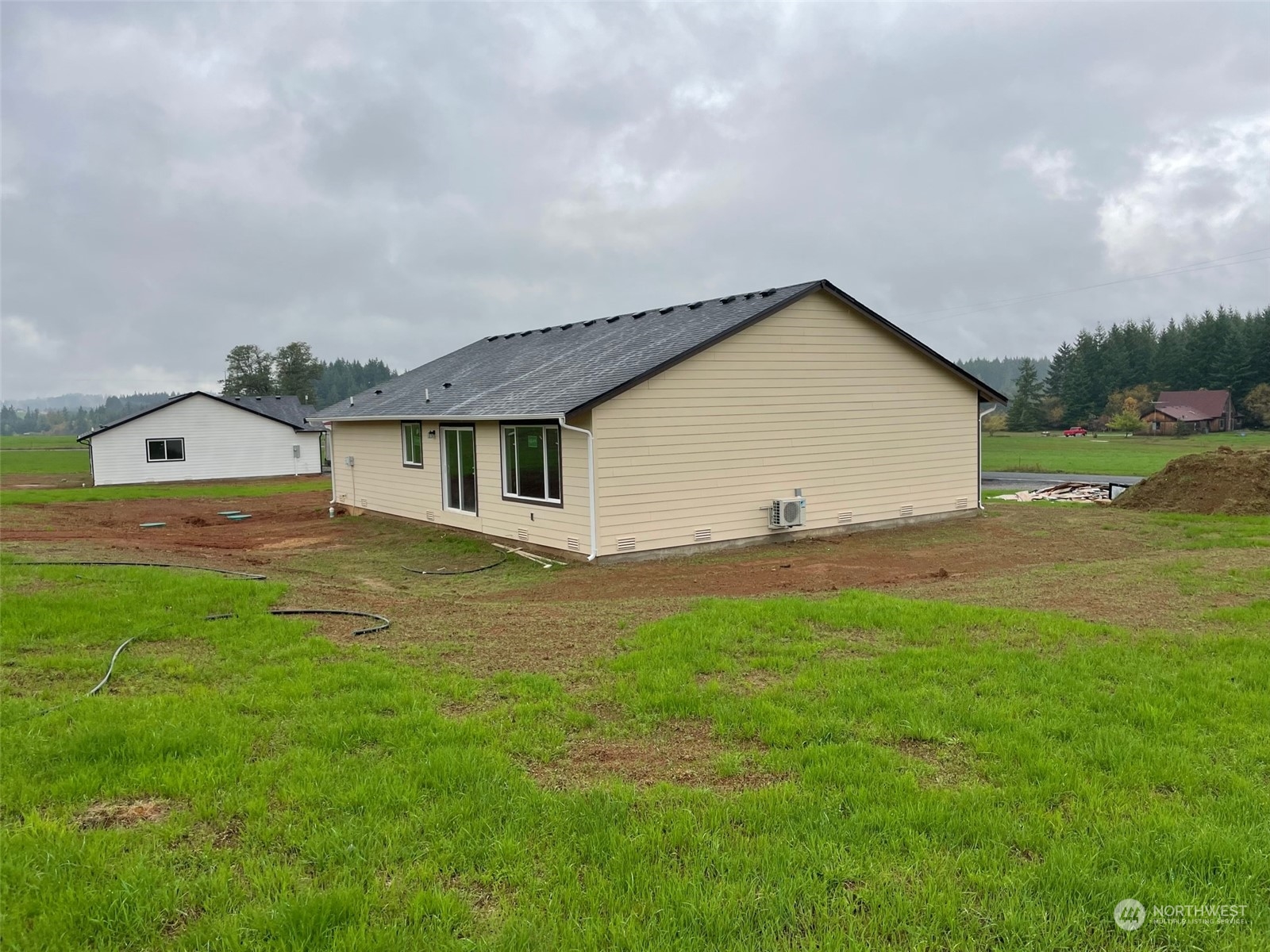 114 Gunnell Road Winlock, WA 98596 - Photo 18 of 23 a house view with a garden space