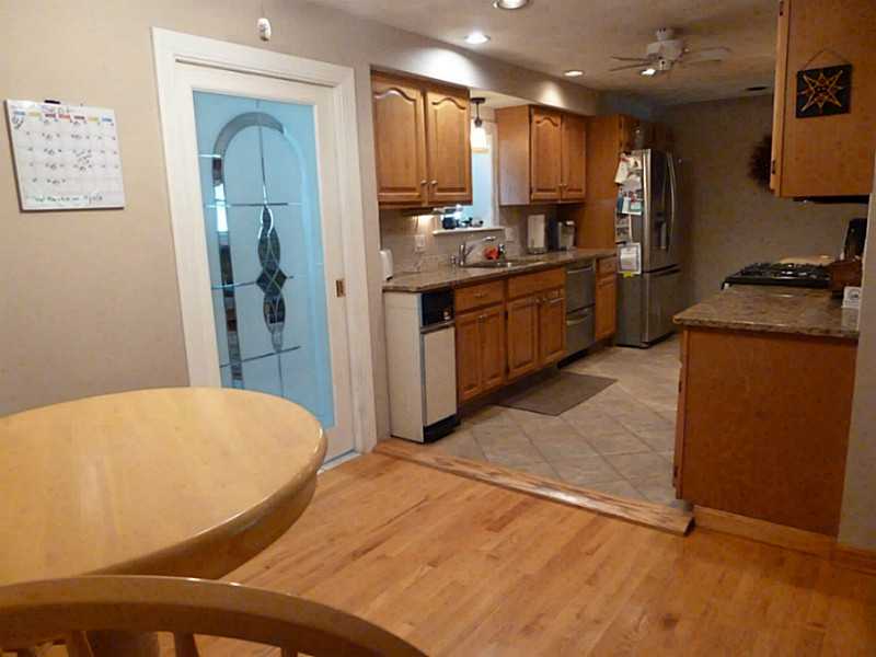 145 Parkhurst Road Warwick, RI 02889 - Photo 2 of 25 Kitchen.