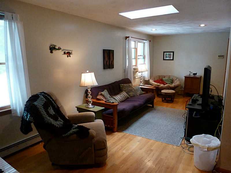 145 Parkhurst Road Warwick, RI 02889 - Photo 25 of 25 Living Room.