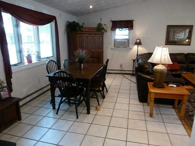 145 Parkhurst Road Warwick, RI 02889 - Photo 5 of 25 Dining Room.