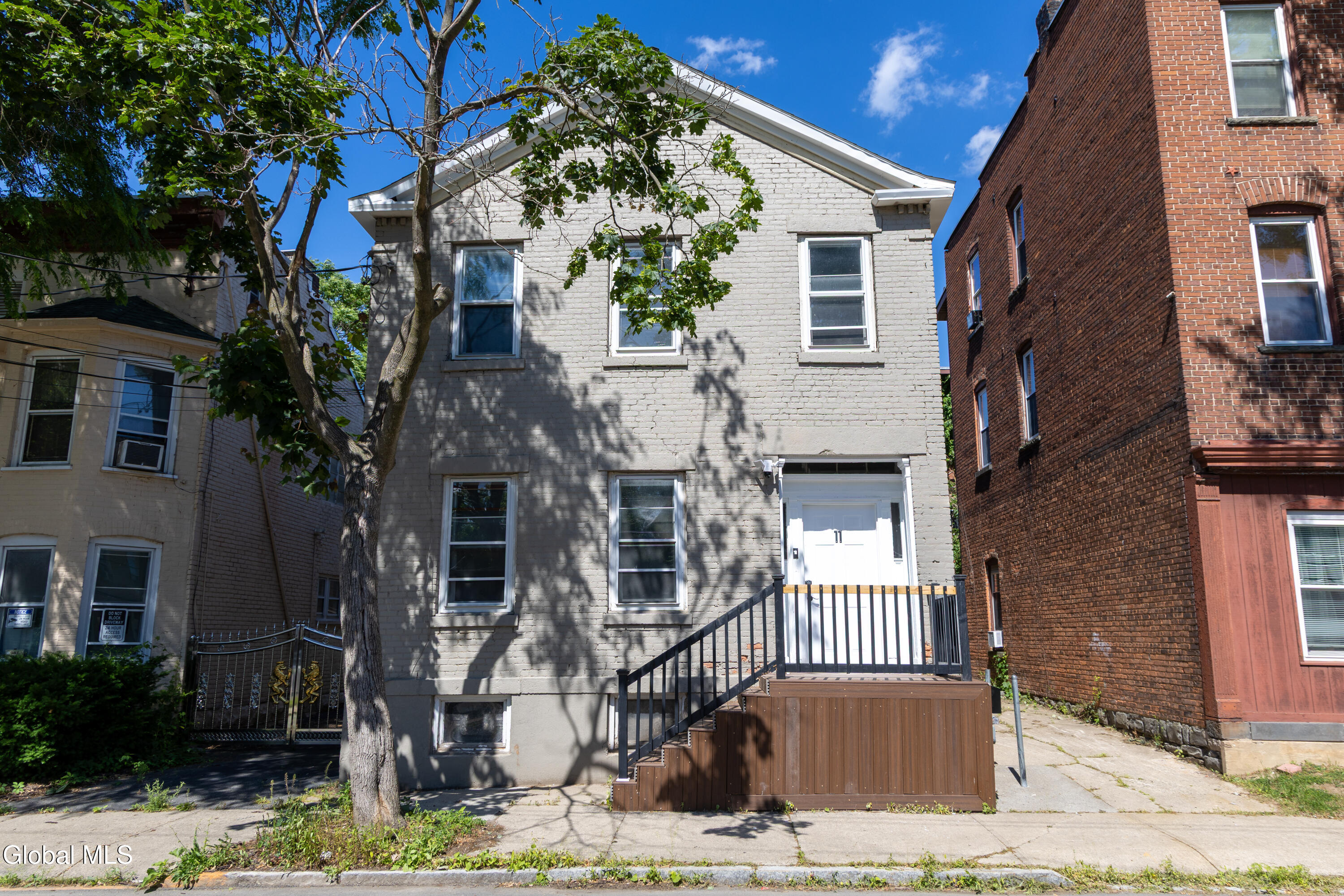 11 Jefferson Street, Unit 1A Schenectady, NY 12305 - Photo 11 of 13 Exterior 1