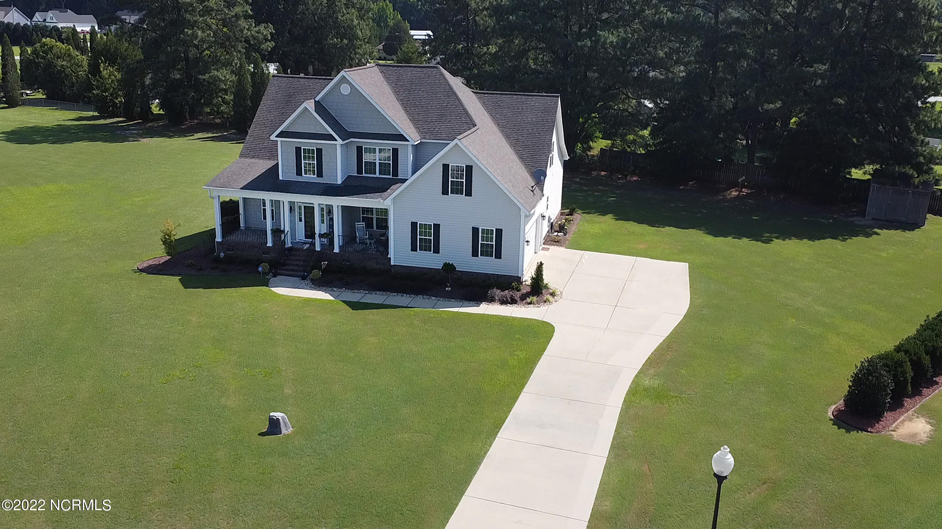 1184 Duck Pond Road Nashville, NC 27856 - Photo 2 of 70 0002-001
