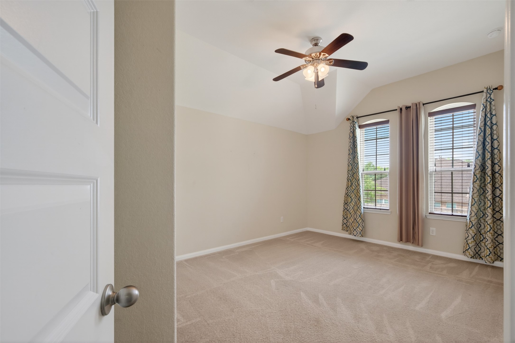 19 Roma Ridge Drive Missouri City, TX 77459 - Photo 21 of 38