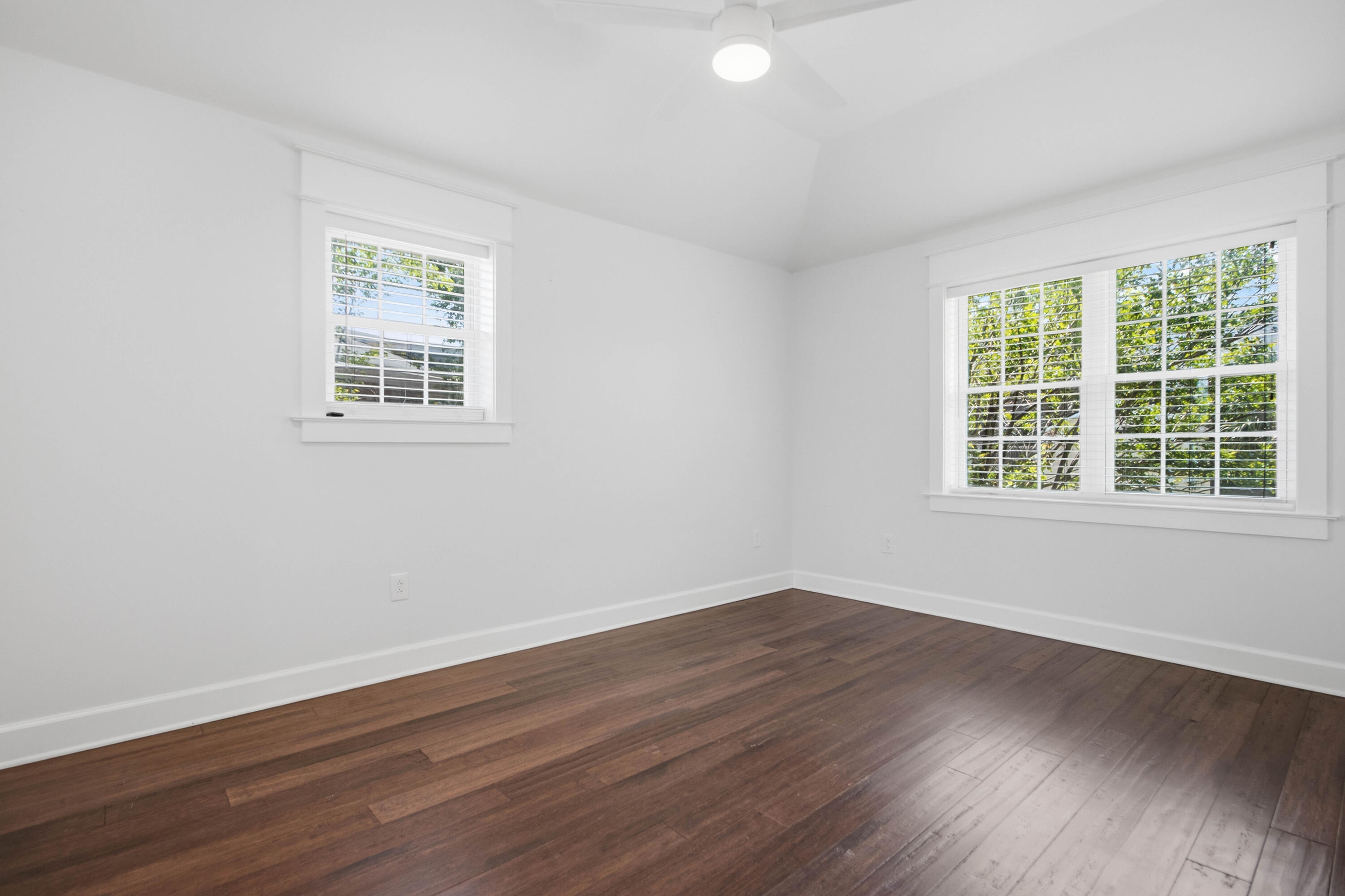 1084 Rosemead Road Mount Pleasant, SC 29464 - Photo 17 of 38