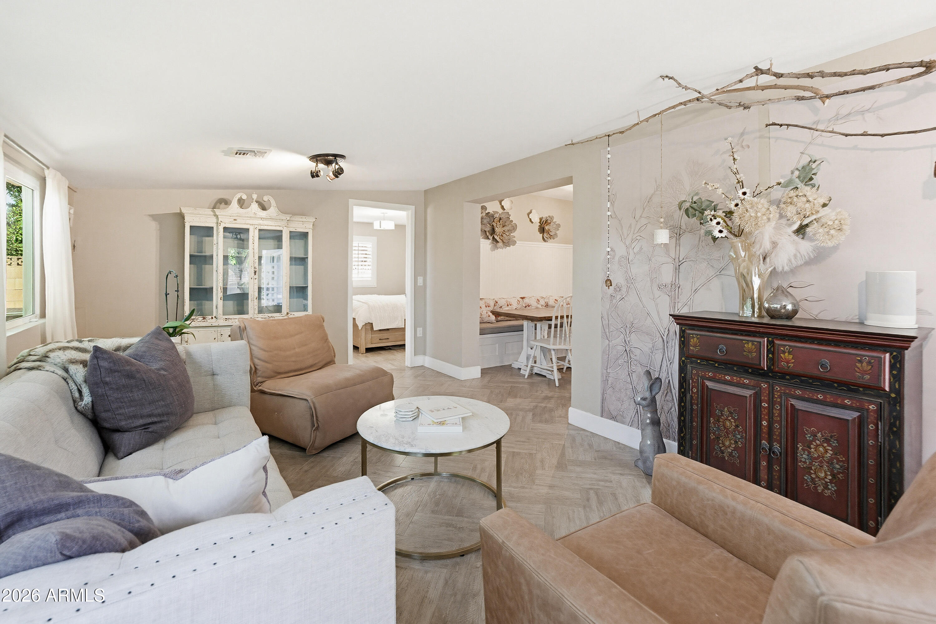 1603 West Rovey Avenue Phoenix, AZ 85015 - Photo 27 of 39 Family Room Retreat