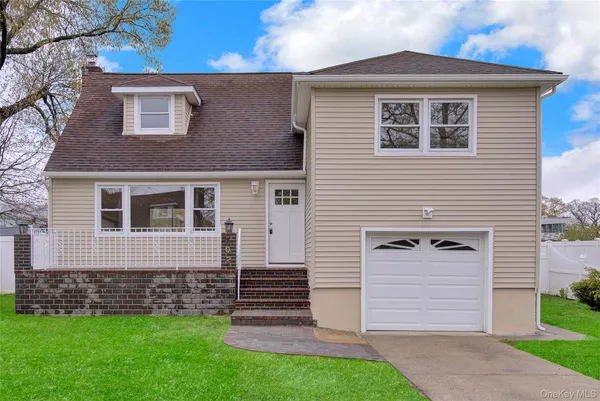 $845,000 | 102 Hausch Boulevard, Roosevelt, NY 11575