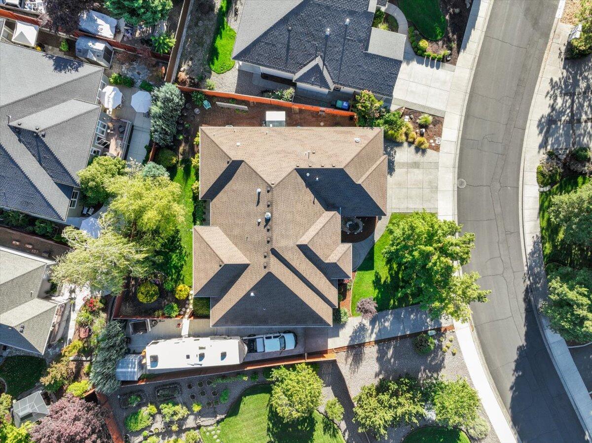 1105 Pumpkin Ridge Eagle Point, OR 97524 - Photo 33 of 40 43-DJI_0271
