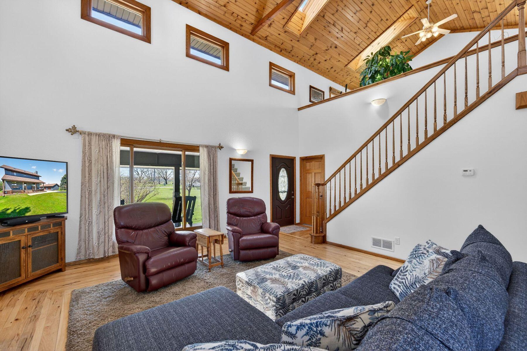 3522 North Britton Road Norway, WI 53182 - Photo 4 of 38 Welcome Home
