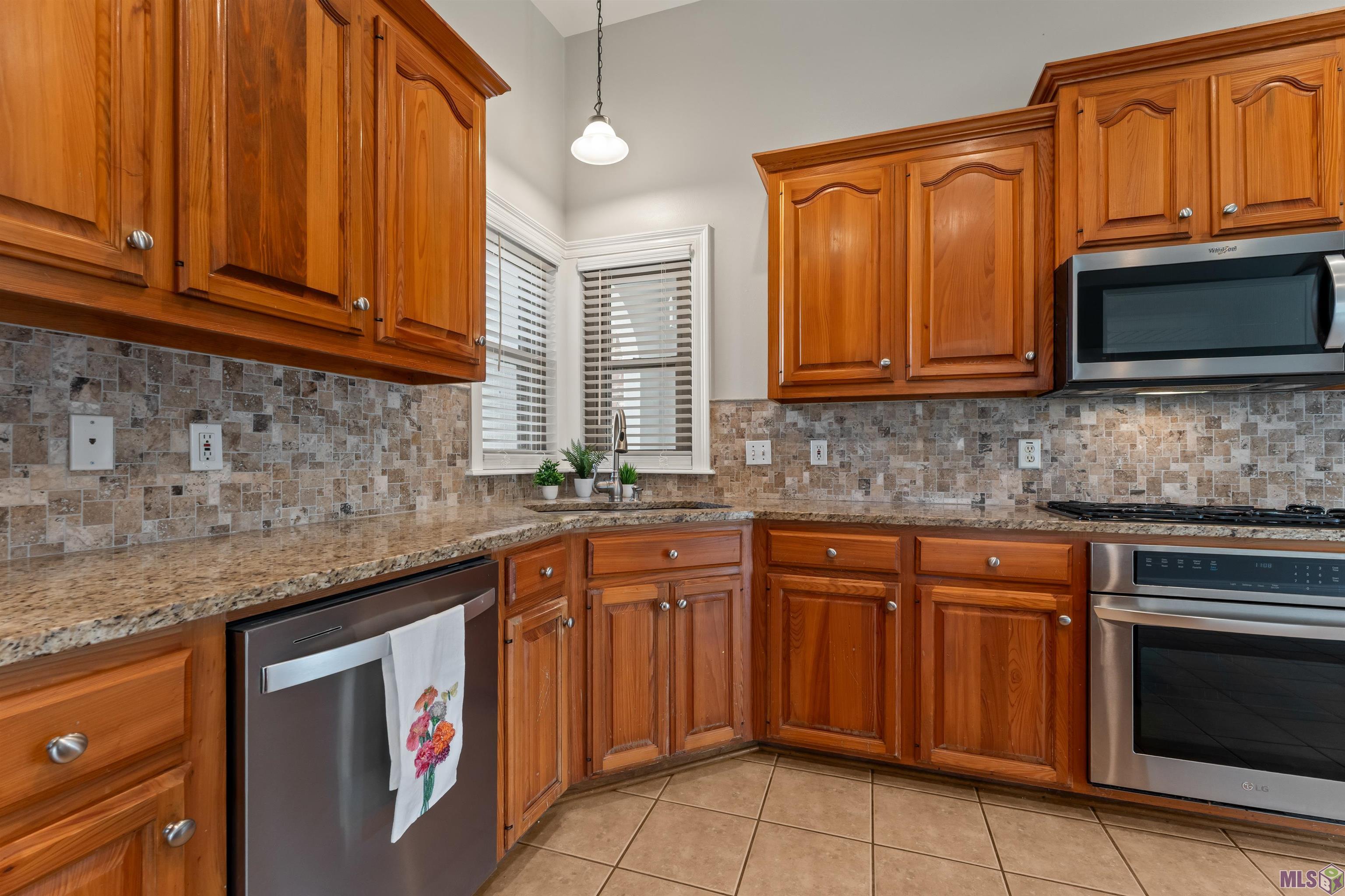 37069 Mill Run Avenue Geismar, LA 70734 - Photo 12 of 32