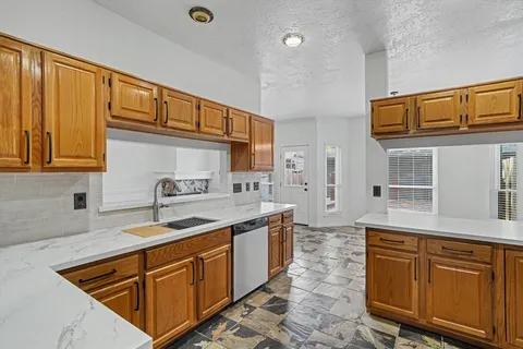 $249,999 | 2134 Gemini Street, Houston, TX 77058