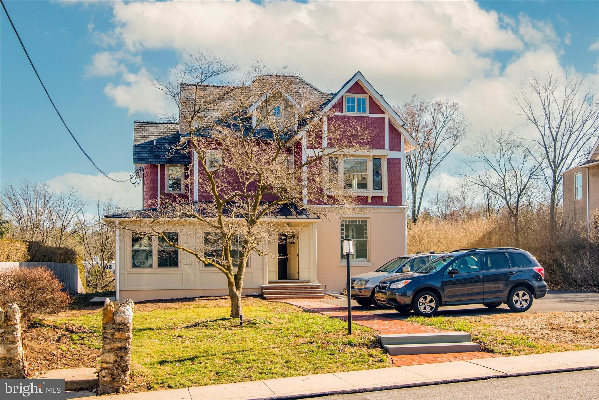 132 West Wayne Avenue, Unit 1 Wayne, PA 19087 - Photo 2 of 24