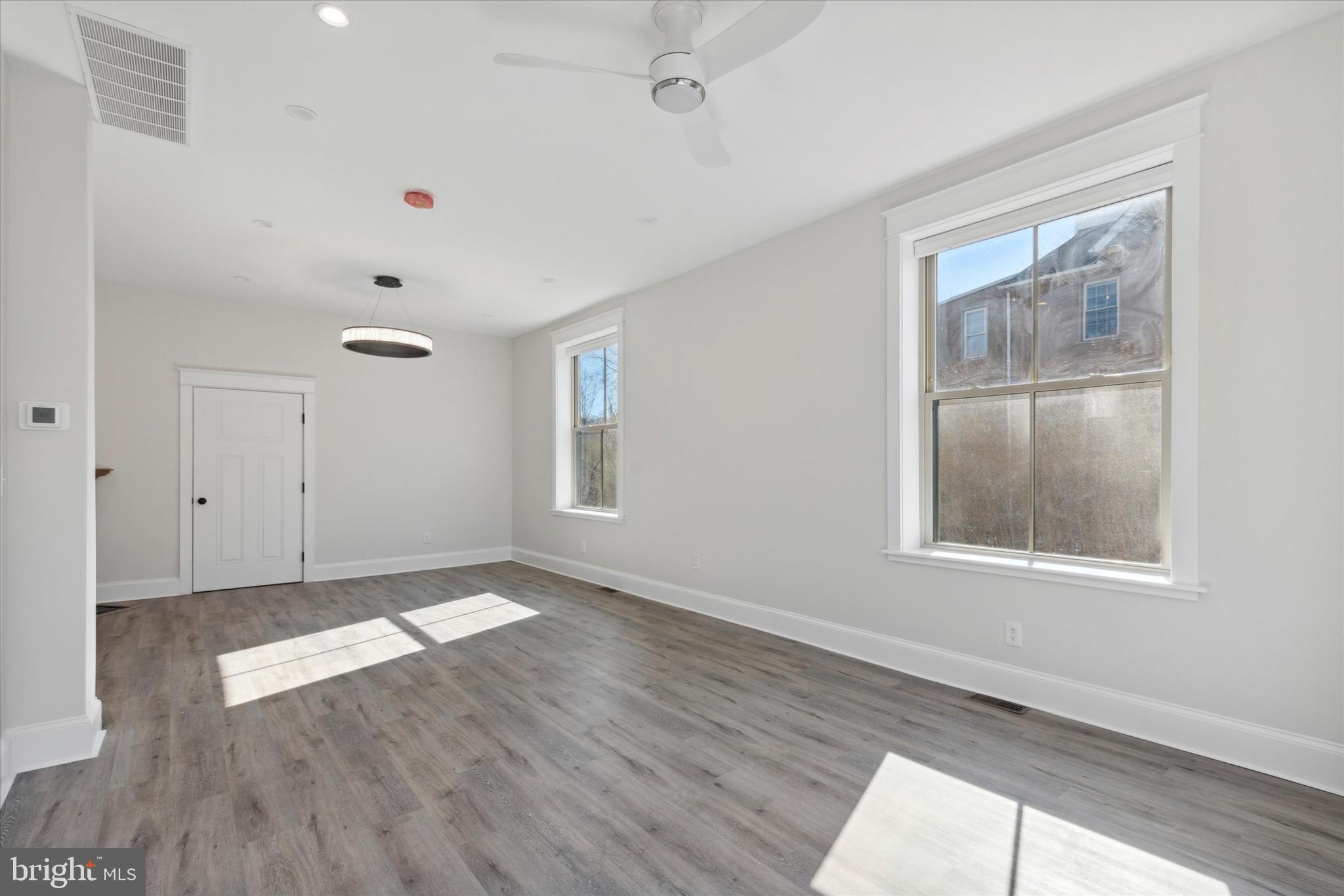 132 West Wayne Avenue, Unit 1 Wayne, PA 19087 - Photo 4 of 24