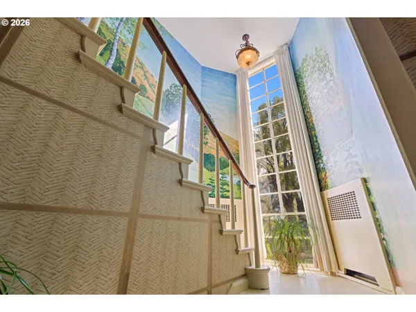 $1,085,000 | 1001 Cherry Heights Road, The Dalles, OR 97058