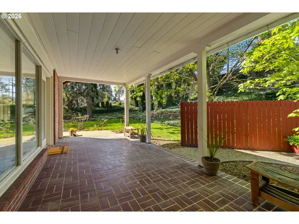 $1,085,000 | 1001 Cherry Heights Road, The Dalles, OR 97058