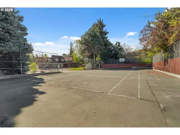 $1,085,000 | 1001 Cherry Heights Road, The Dalles, OR 97058