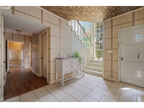 $1,085,000 | 1001 Cherry Heights Road, The Dalles, OR 97058