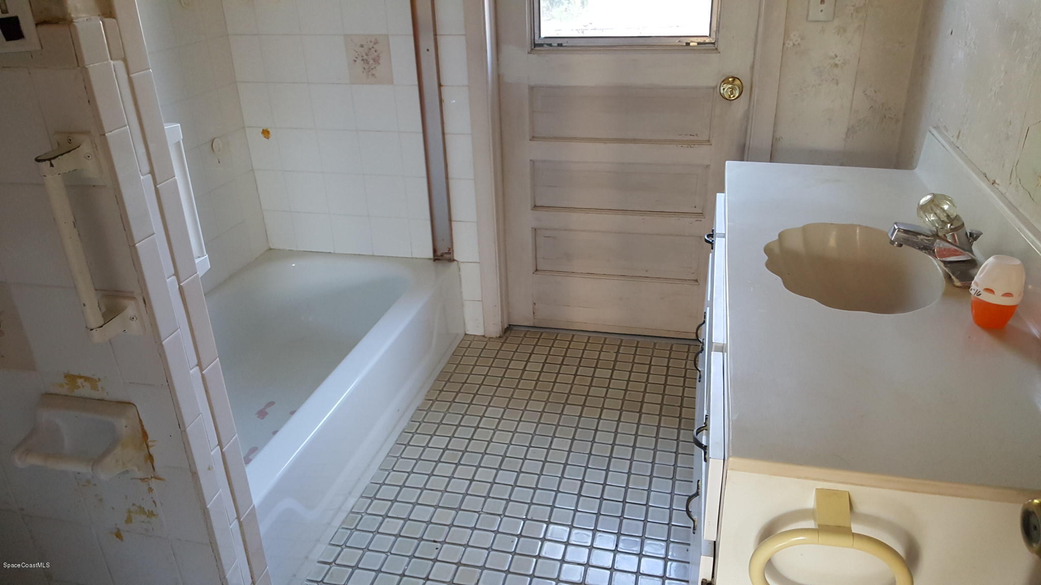 2502 Cherbourg Road Cocoa, FL 32926 - Photo 14 of 18 20160707_174442