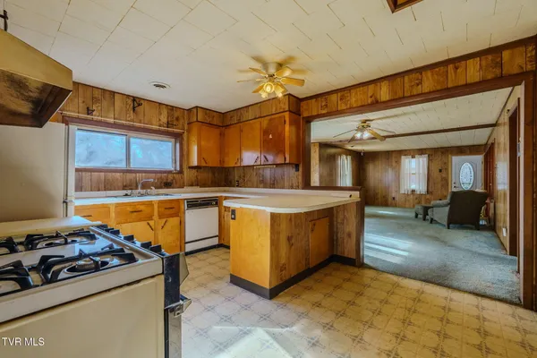 $219,900 | 432 North Church Street, Mountain City, TN 37683