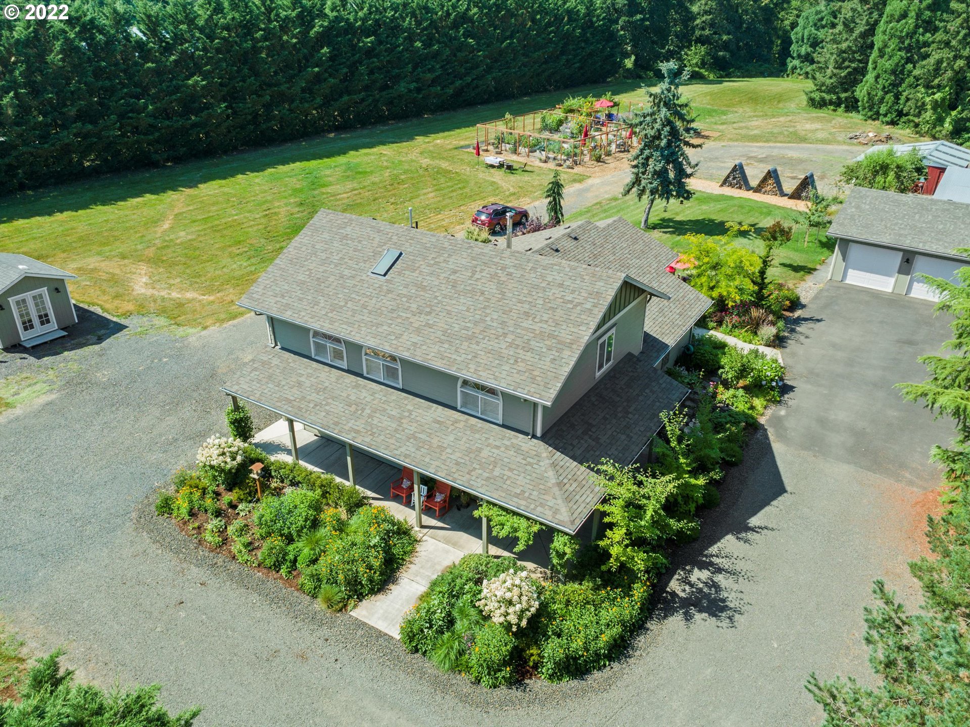 23445 Northeast Sunnycrest Road Newberg, OR 97132 - Photo 1 of 32 Gallery Image 1
