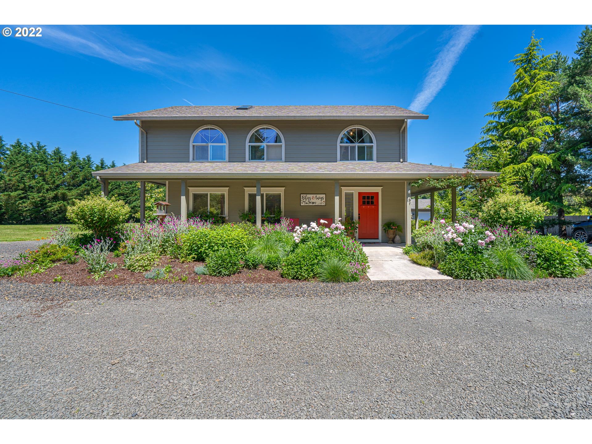 23445 Northeast Sunnycrest Road Newberg, OR 97132 - Photo 3 of 32 Gallery Image 3