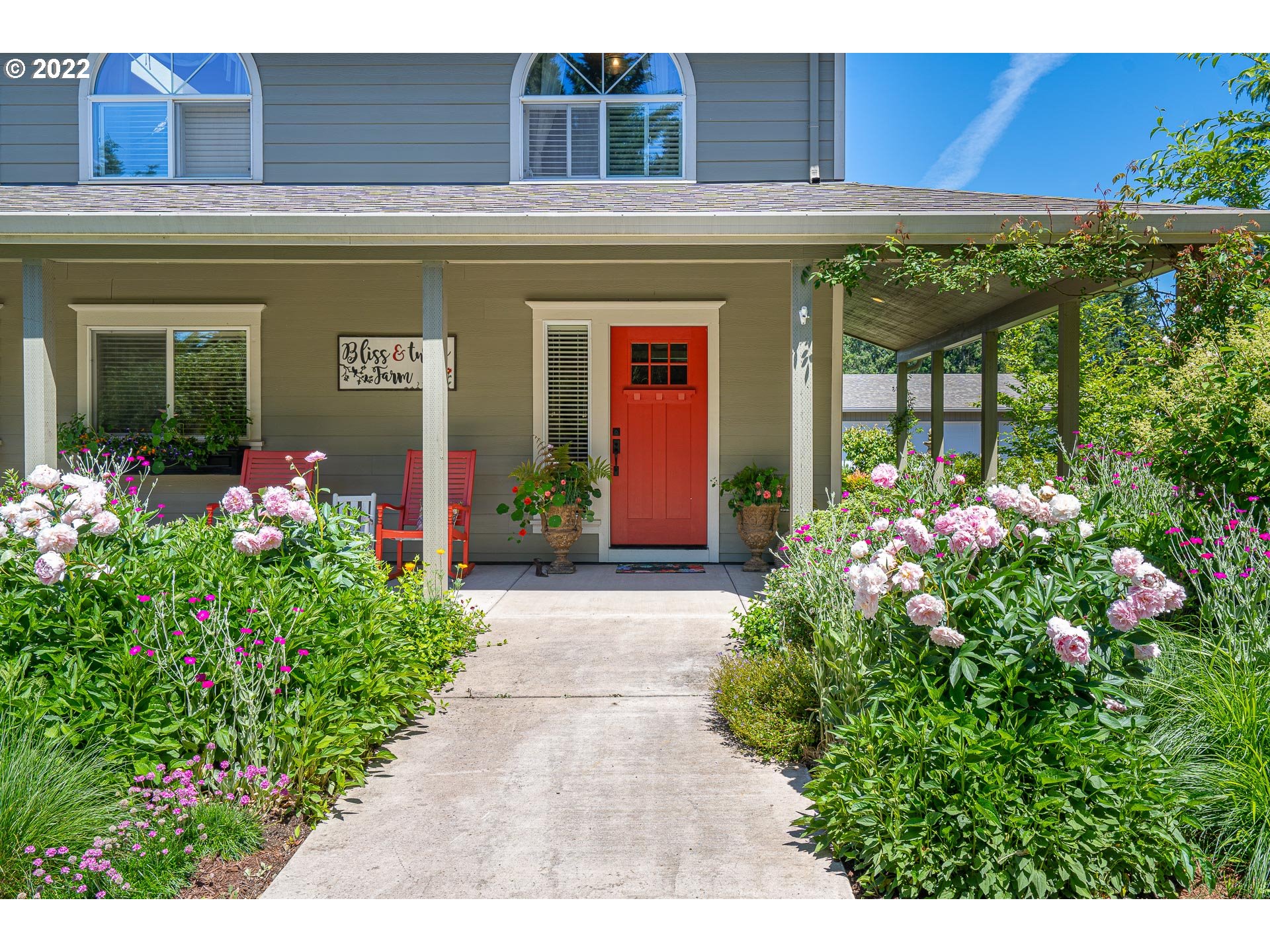 23445 Northeast Sunnycrest Road Newberg, OR 97132 - Photo 4 of 32 Gallery Image 4