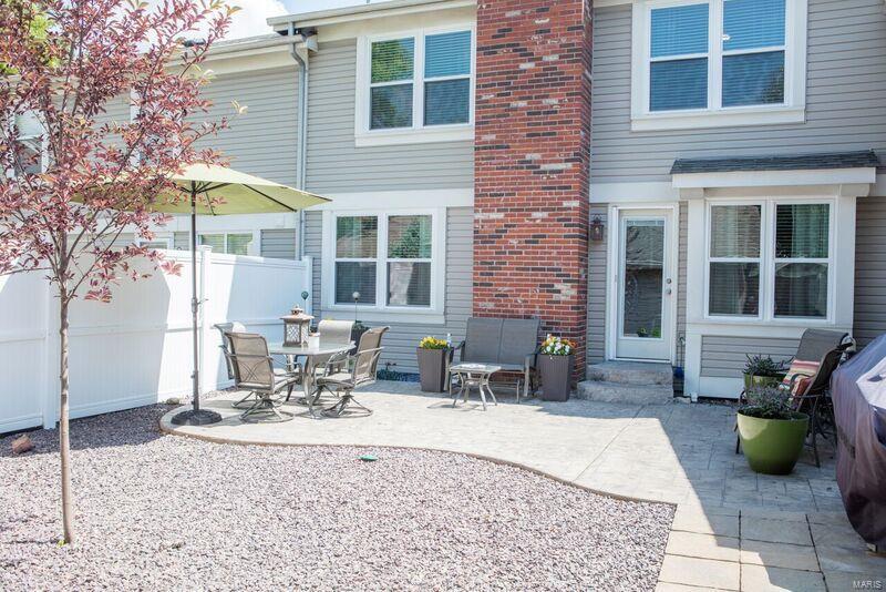 1905 Dewitt Ridge Drive Chesterfield, MO 63017 - Photo 26 of 37 Gallery Image 26