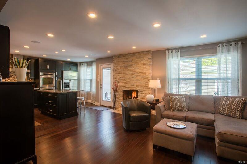 1905 Dewitt Ridge Drive Chesterfield, MO 63017 - Photo 7 of 37 Gallery Image 7