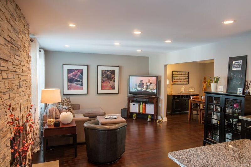 1905 Dewitt Ridge Drive Chesterfield, MO 63017 - Photo 8 of 37 Gallery Image 8