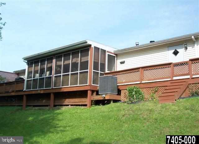 17 Bonneau Heights Road, Unit 17 Gettysburg, PA 17325 - Photo 2 of 12