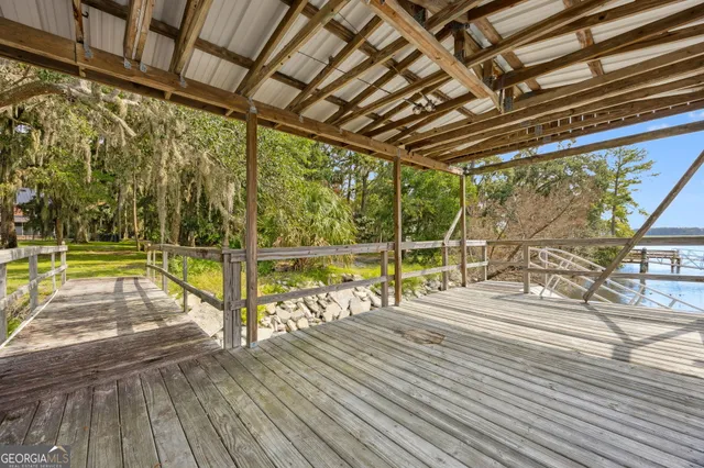 $945,000 | 628 London Hill Road West, Woodbine, GA 31569