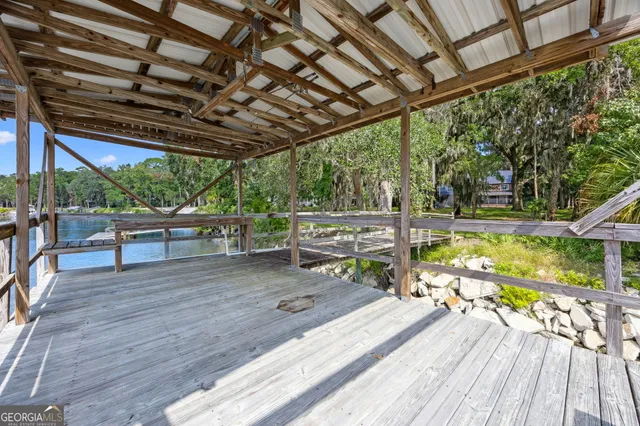 $945,000 | 628 London Hill Road West, Woodbine, GA 31569