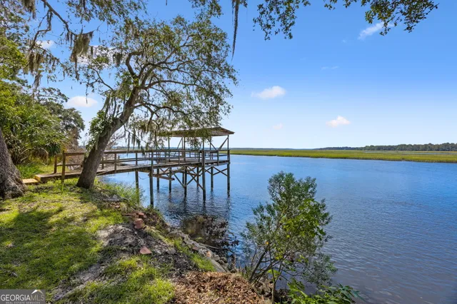 $945,000 | 628 London Hill Road West, Woodbine, GA 31569